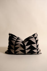 Velu Kırlent Kılıfı - Siyah Beyaz