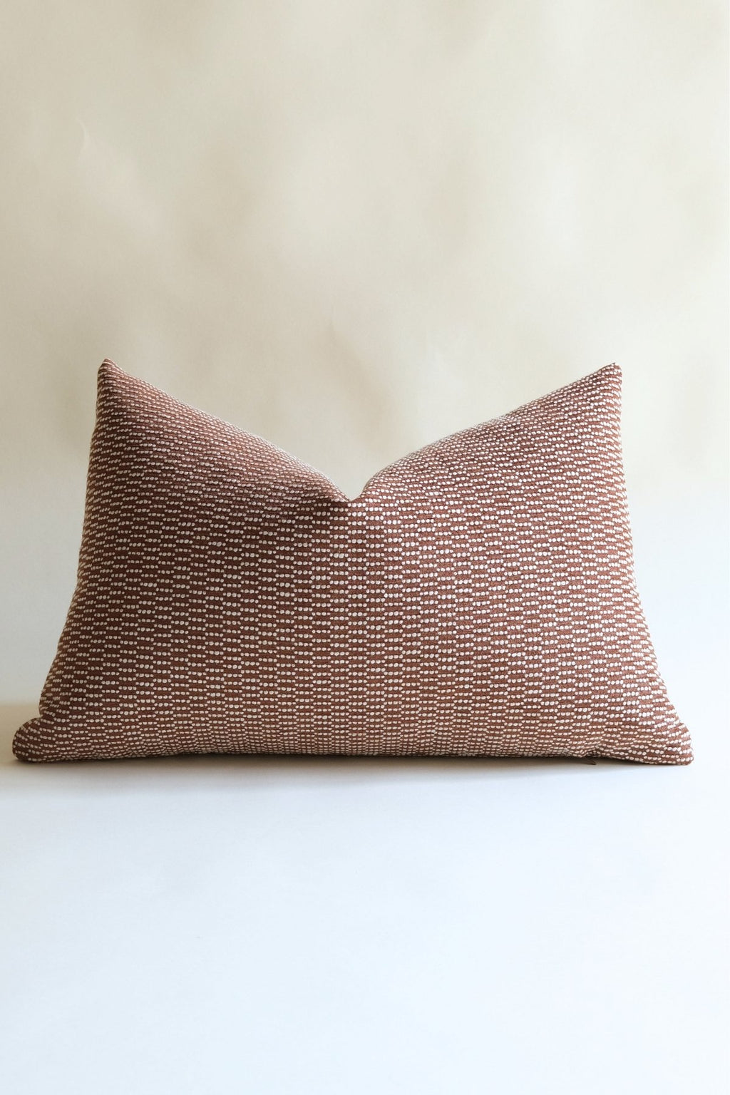 Seren - Dama Desenli Kahve Beyaz Kırlent Kılıfı