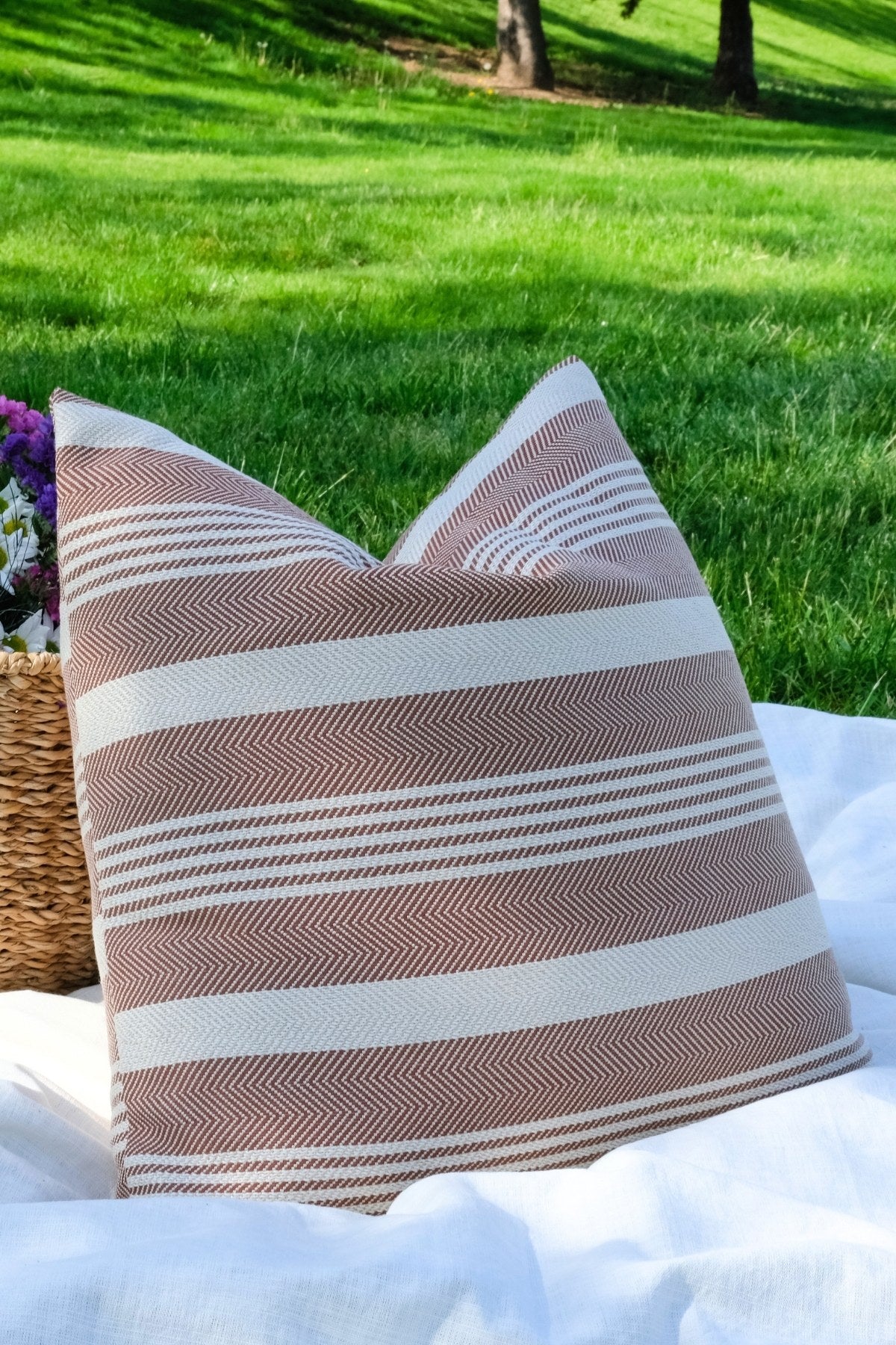 Balıksırtı - Çizgili Kiremit Outdoor Kırlent Kılıfı