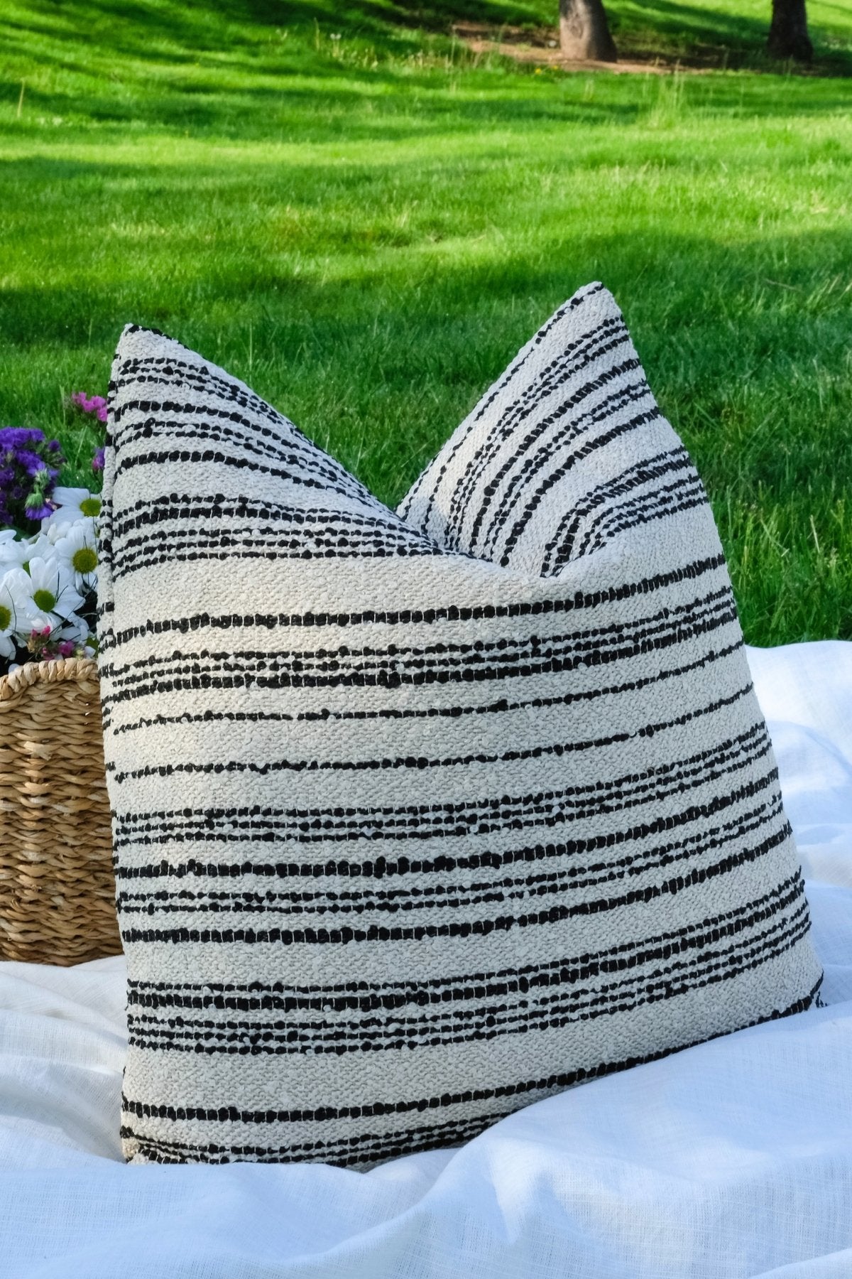 Vento - Çizgili Toprak Tonlu Outdoor Kırlent Ürün ikincil görseli