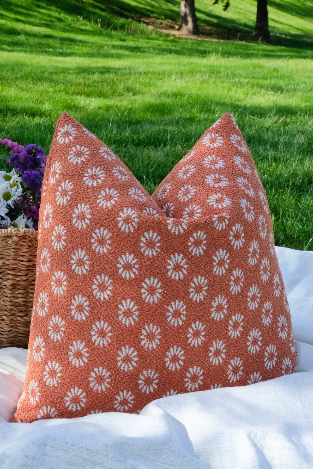 Riviera Picnic - Çiçek Desenli Çok Renkli Outdoor Kırlent Seti