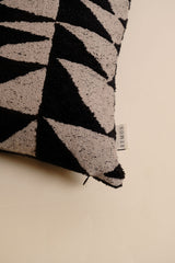 Velu Kırlent Kılıfı - Siyah Beyaz